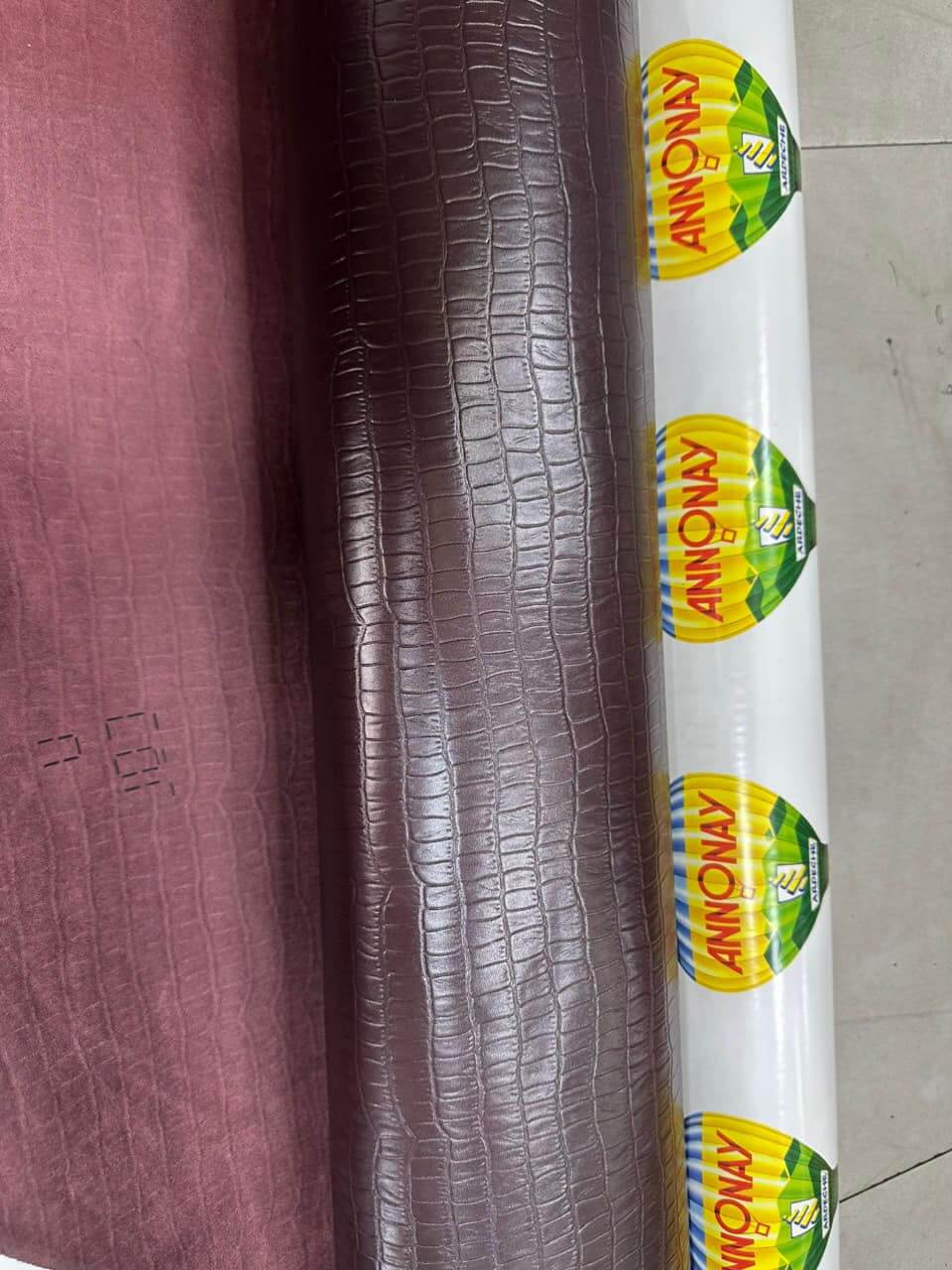 475979573_580745194791818_969847852270409935_n Bán thuộc Da bê Annonay dập vân cá sấu nhập pháp thuộc da huy hoàng 009
