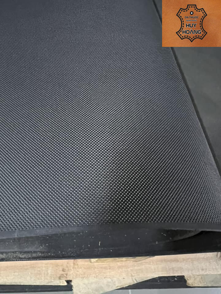ban-tam-cao-su-chong-truot-eva-vibram-thuoc-da-huy-hoang-007 Nguyên tấm đế cao su chống trượt caro thường thuộc da huy hoàng 001